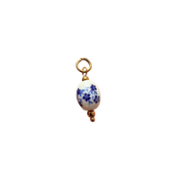Perle ovale bleue style porcelaine